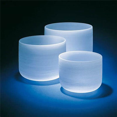 Chine Creuset translucide de silice d'utilisation de laboratoire dans l'approbation adaptée aux besoins du client d'OIN de taille fournisseur