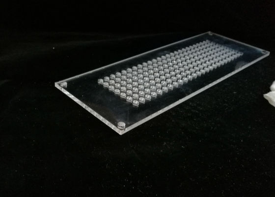 Plat optique clair de vitrail de quartz avec les trous JGS2 de type courant fournisseur